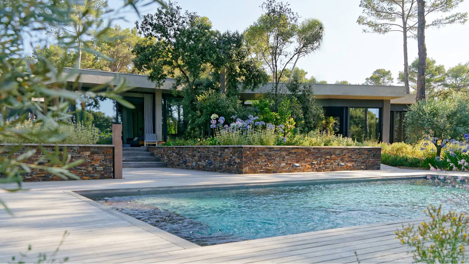 Architecte connu pour maison villa luxe contemporaine Cassis