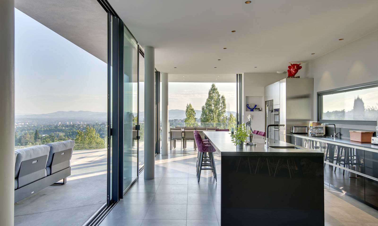 maison moderne de luxe avec vue sur Lyon
